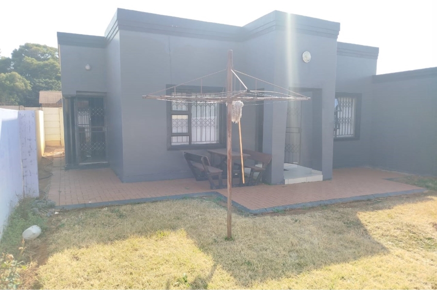 2 Bedroom Property for Sale in Glen Harvie Gauteng