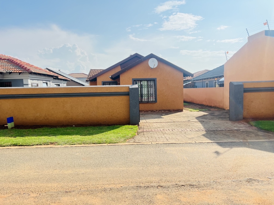 3 Bedroom Property for Sale in Dawn Park Gauteng