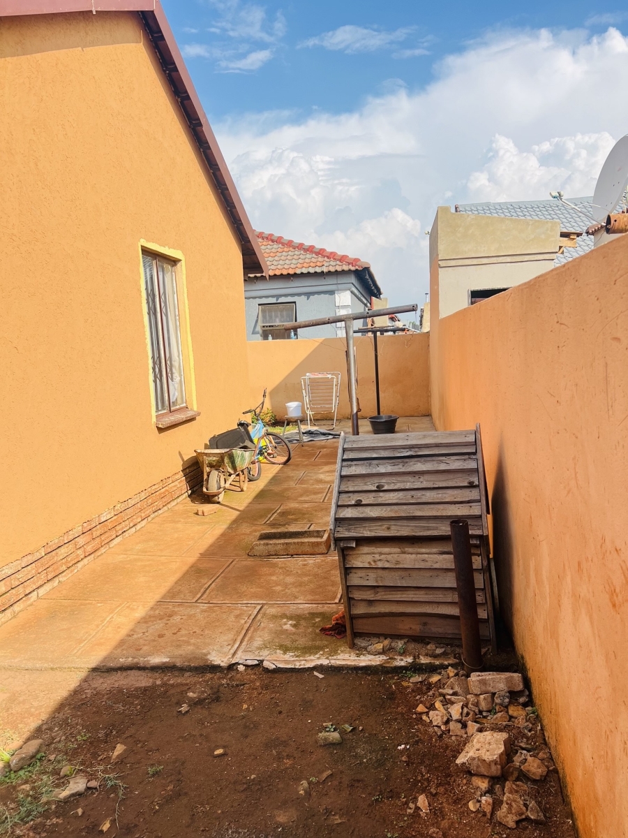 3 Bedroom Property for Sale in Dawn Park Gauteng