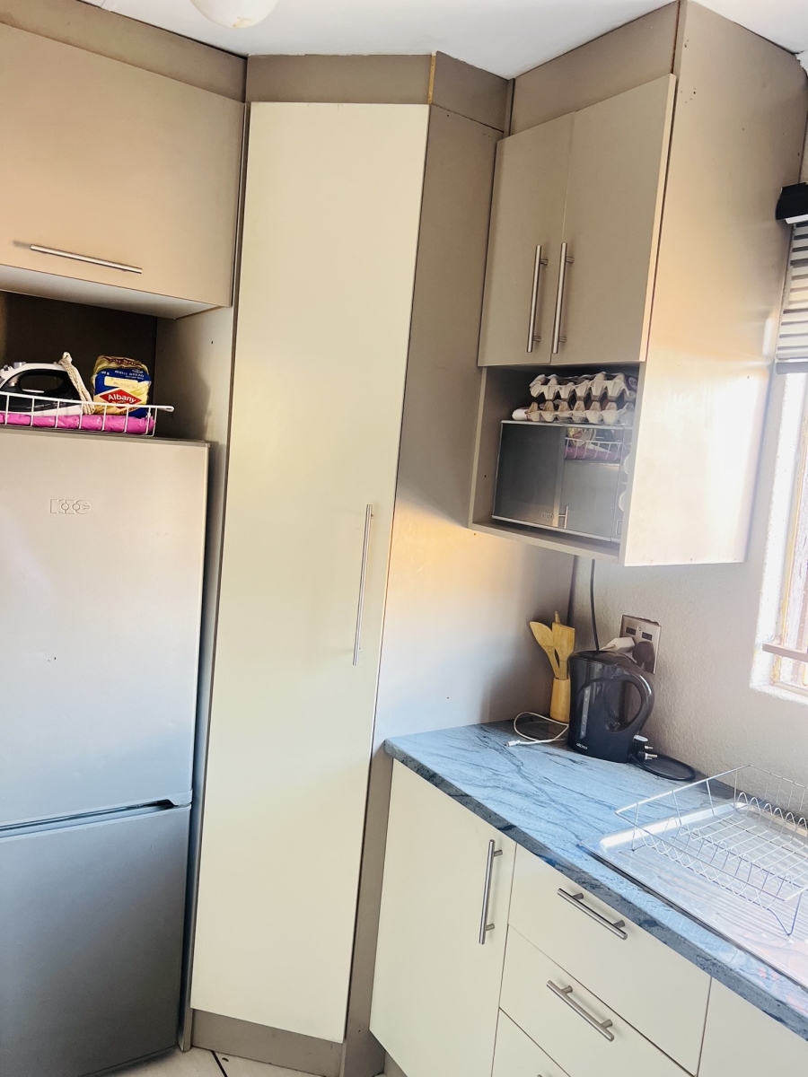 3 Bedroom Property for Sale in Dawn Park Gauteng