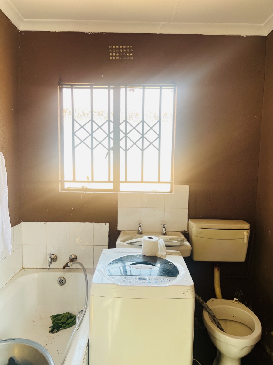 3 Bedroom Property for Sale in Dawn Park Gauteng