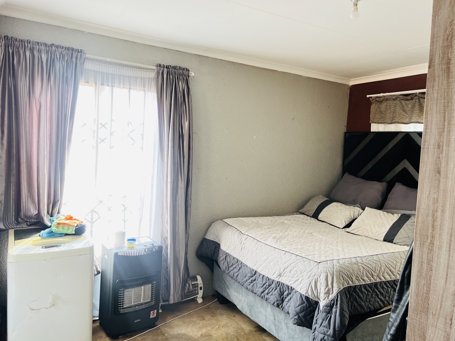 3 Bedroom Property for Sale in Dawn Park Gauteng
