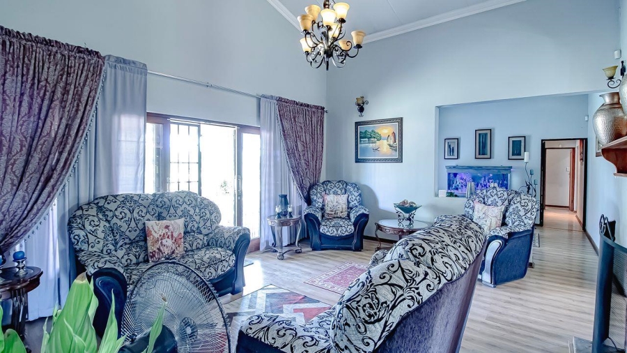 5 Bedroom Property for Sale in Wonderboom AH Gauteng
