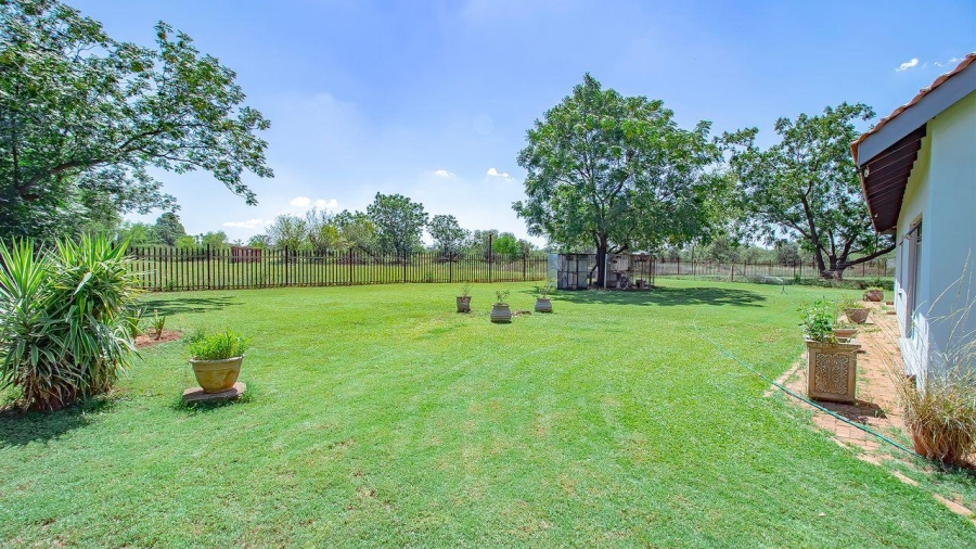 5 Bedroom Property for Sale in Wonderboom AH Gauteng