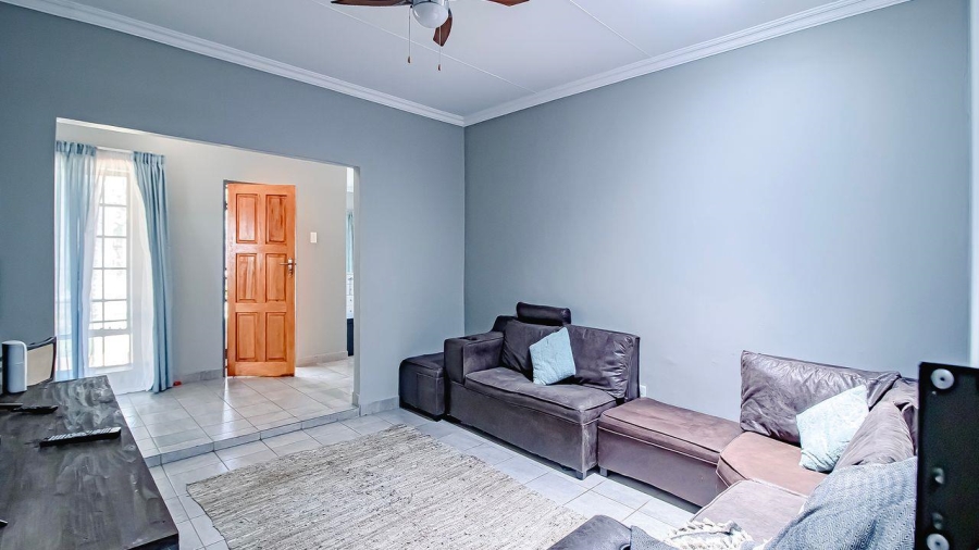 5 Bedroom Property for Sale in Wonderboom AH Gauteng