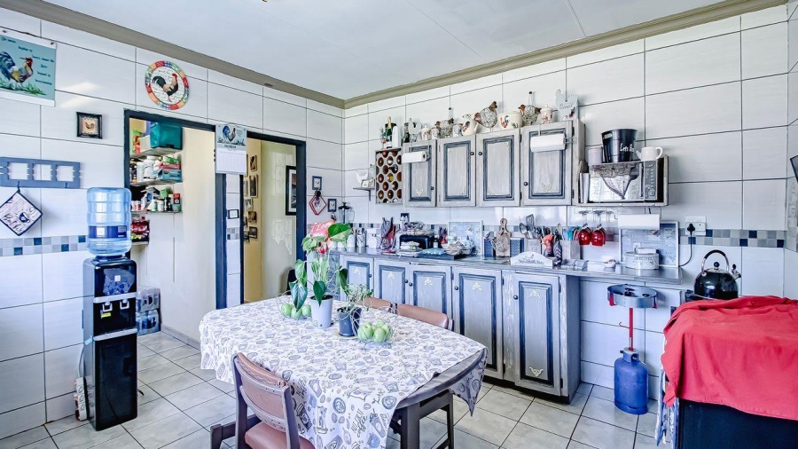 5 Bedroom Property for Sale in Wonderboom AH Gauteng