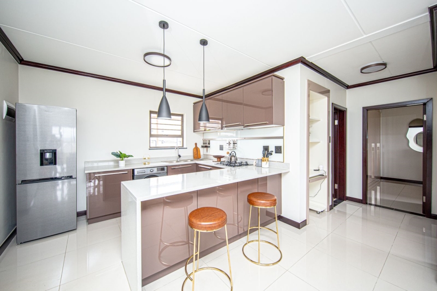 To Let 1 Bedroom Property for Rent in Kleinfontein Gauteng