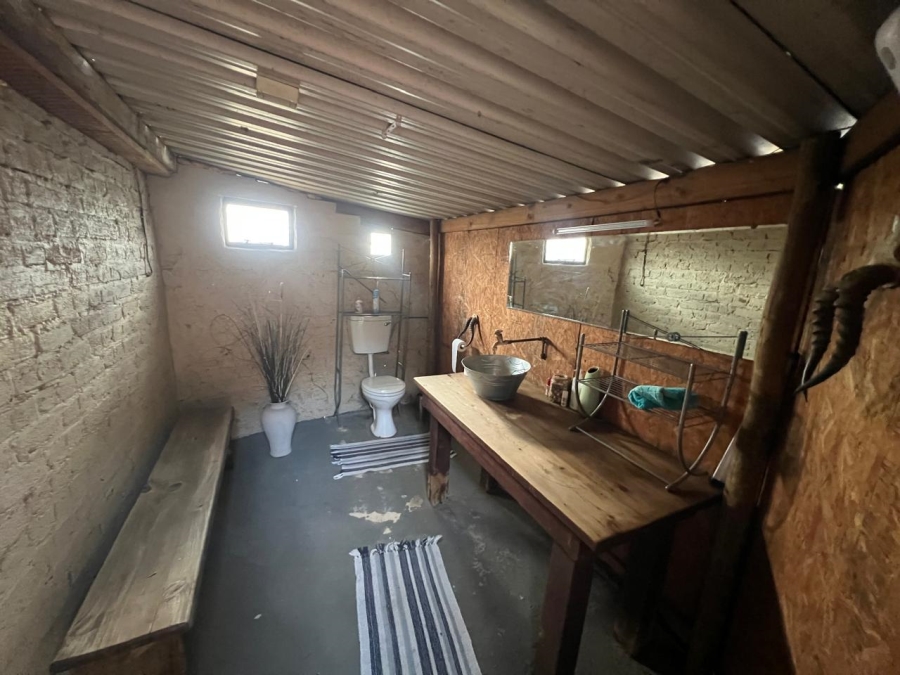 4 Bedroom Property for Sale in Unitas Park Gauteng