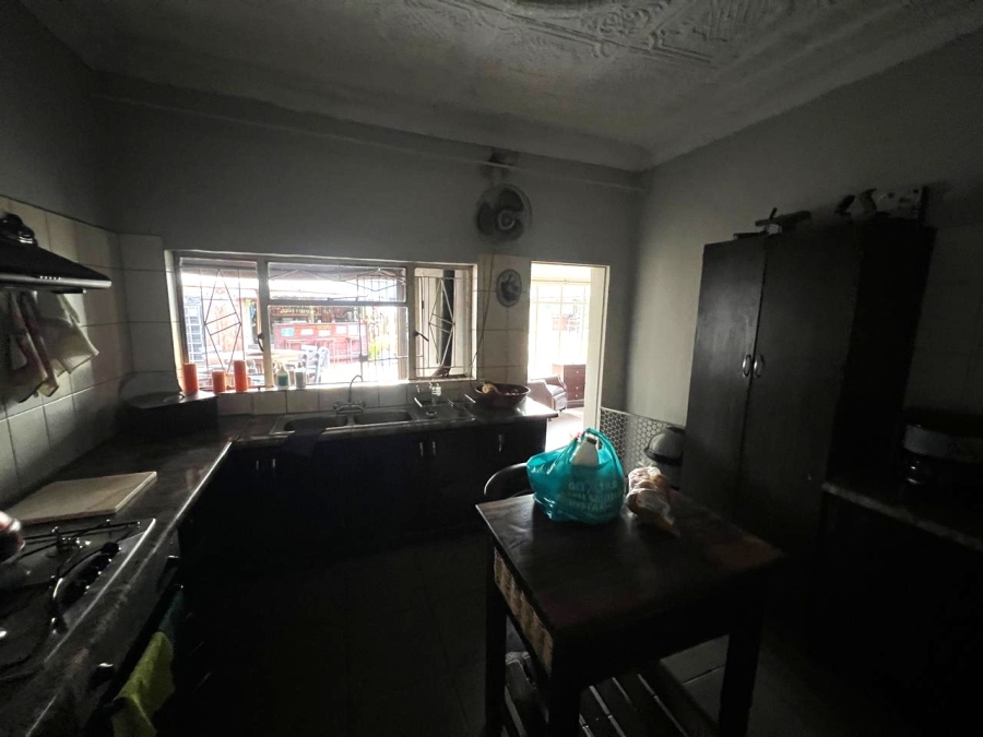 4 Bedroom Property for Sale in Unitas Park Gauteng