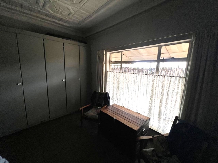 4 Bedroom Property for Sale in Unitas Park Gauteng
