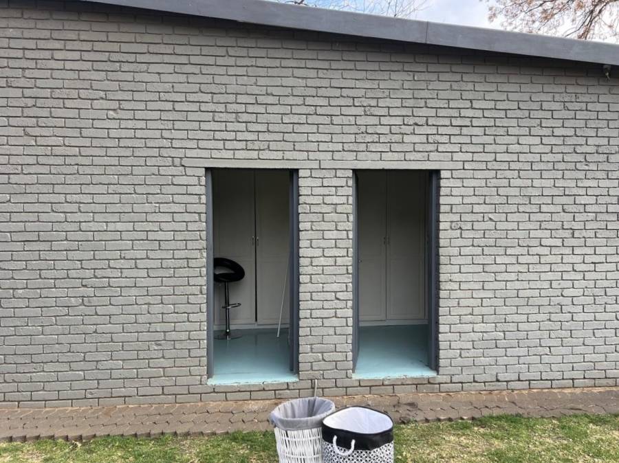 4 Bedroom Property for Sale in Unitas Park Gauteng