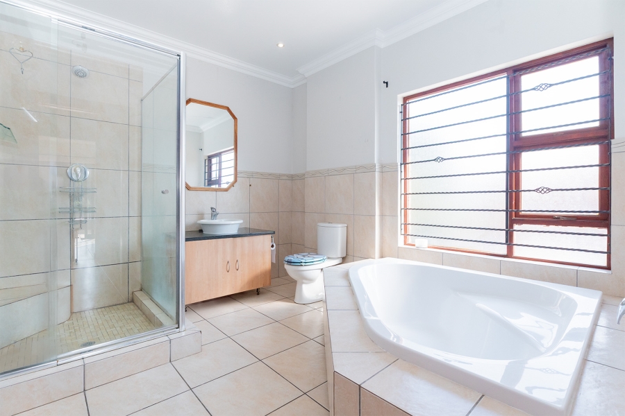 4 Bedroom Property for Sale in Croydon Gauteng