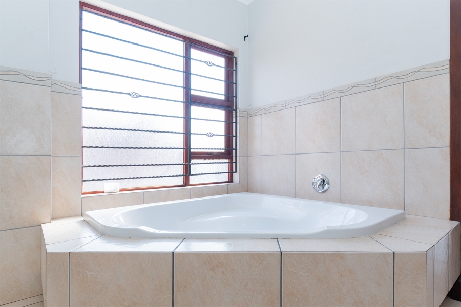 4 Bedroom Property for Sale in Croydon Gauteng