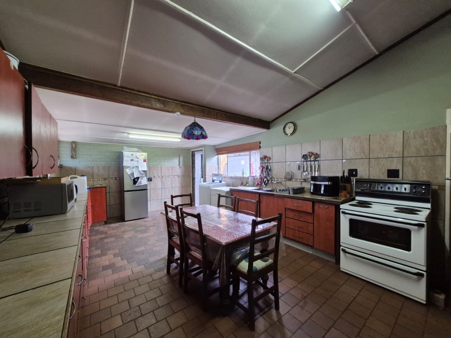 4 Bedroom Property for Sale in Meyerton Central Gauteng