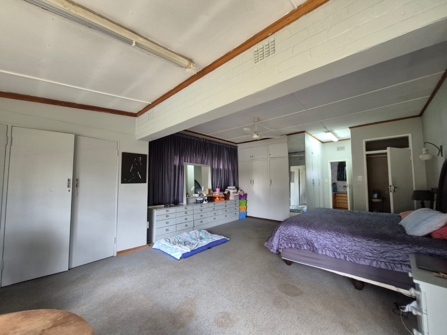 4 Bedroom Property for Sale in Meyerton Central Gauteng
