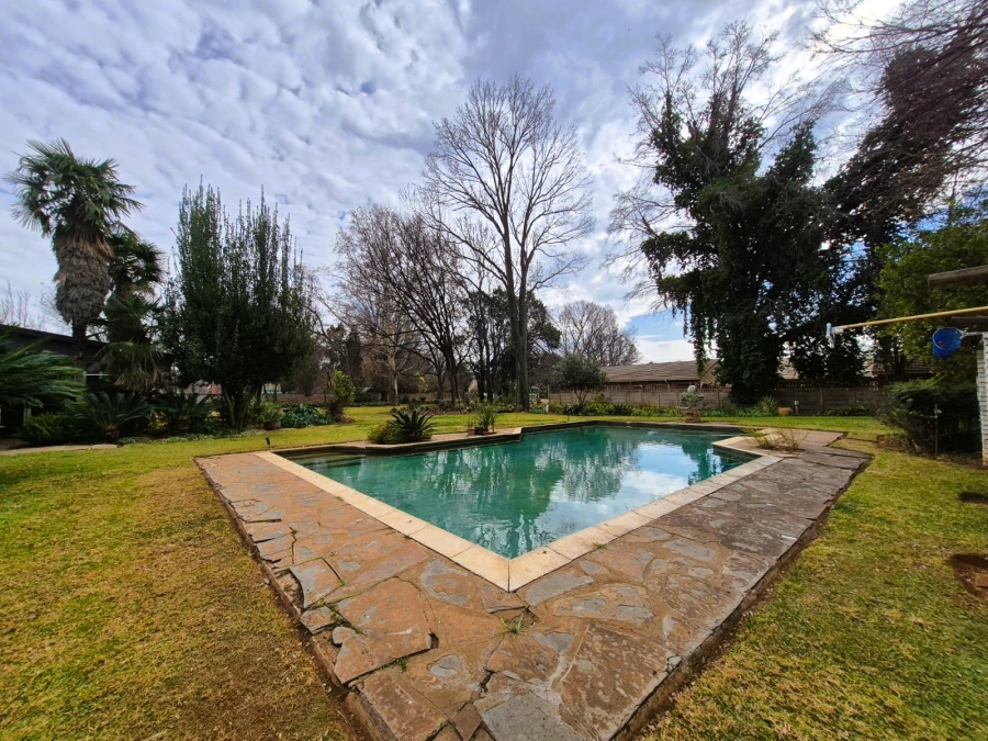4 Bedroom Property for Sale in Meyerton Central Gauteng
