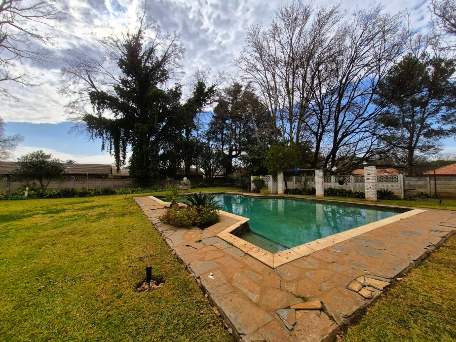 4 Bedroom Property for Sale in Meyerton Central Gauteng