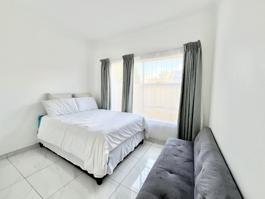 4 Bedroom Property for Sale in Halfway Gardens Gauteng