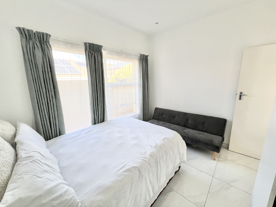 4 Bedroom Property for Sale in Halfway Gardens Gauteng