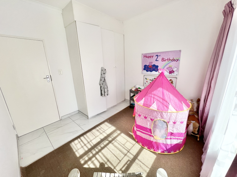 4 Bedroom Property for Sale in Halfway Gardens Gauteng