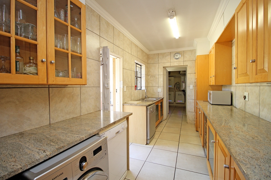 4 Bedroom Property for Sale in Weltevreden Park Gauteng