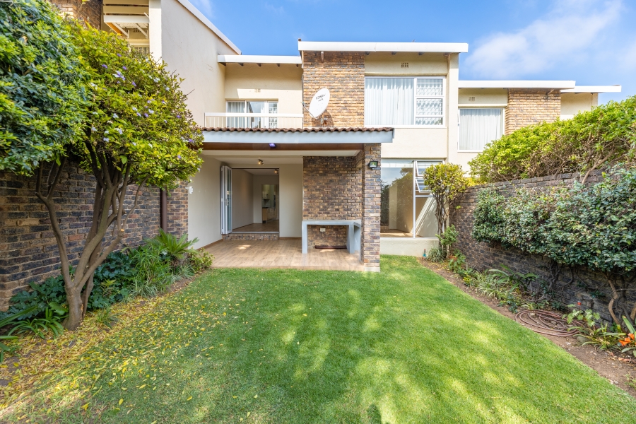 3 Bedroom Property for Sale in Bryanston Gauteng
