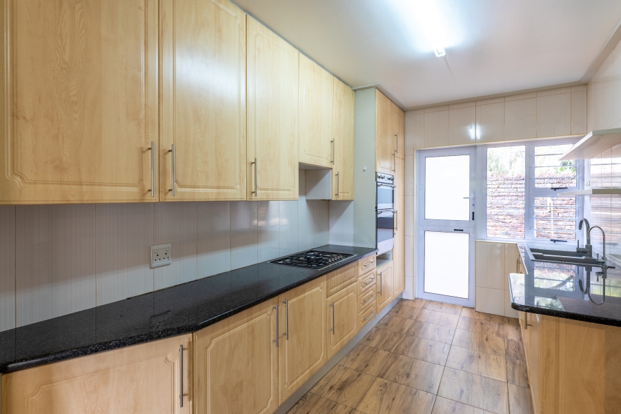 3 Bedroom Property for Sale in Bryanston Gauteng