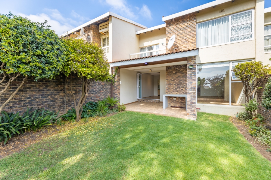 3 Bedroom Property for Sale in Bryanston Gauteng