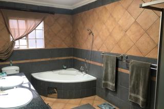 5 Bedroom Property for Sale in Montana Park Gauteng