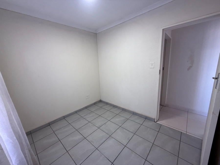 3 Bedroom Property for Sale in Protea Glen Gauteng