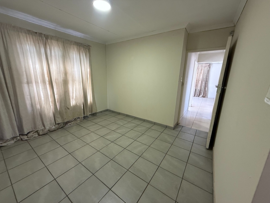 3 Bedroom Property for Sale in Protea Glen Gauteng