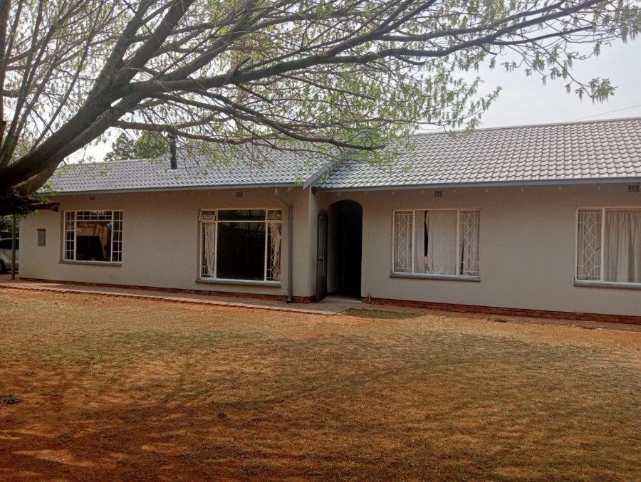 3 Bedroom Property for Sale in Golf Park Gauteng