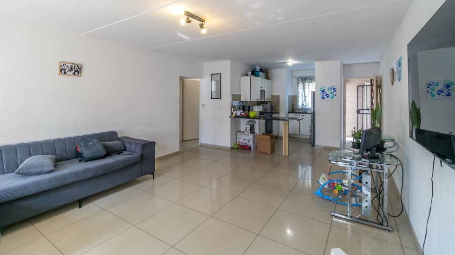 2 Bedroom Property for Sale in Buccleuch Gauteng