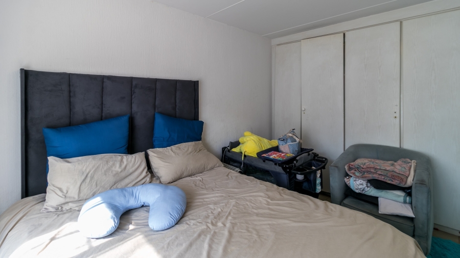 2 Bedroom Property for Sale in Buccleuch Gauteng