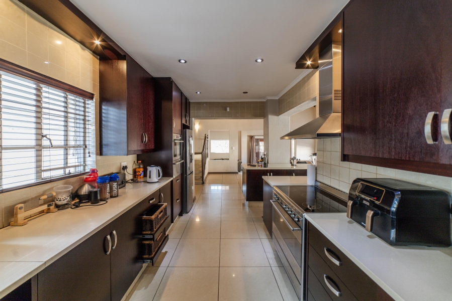 3 Bedroom Property for Sale in Magaliessig Gauteng