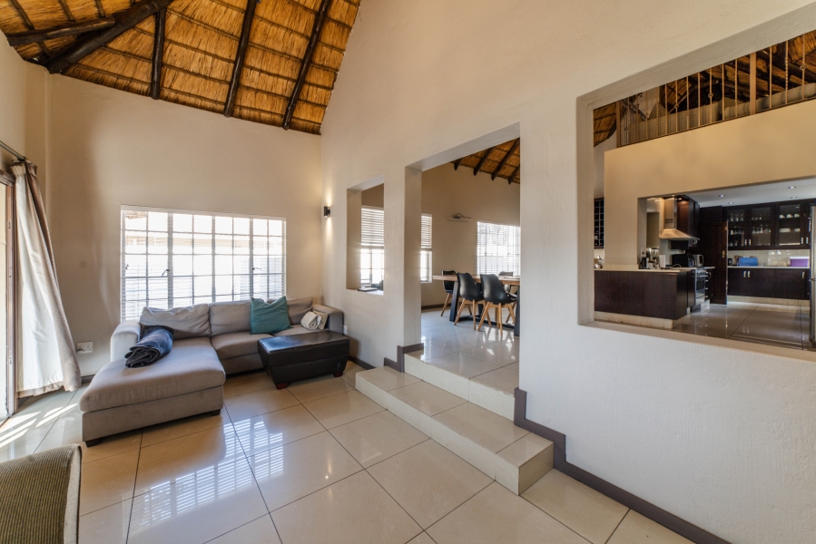 3 Bedroom Property for Sale in Magaliessig Gauteng