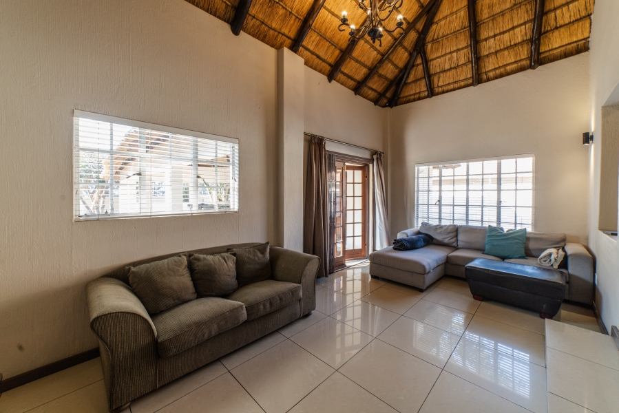 3 Bedroom Property for Sale in Magaliessig Gauteng