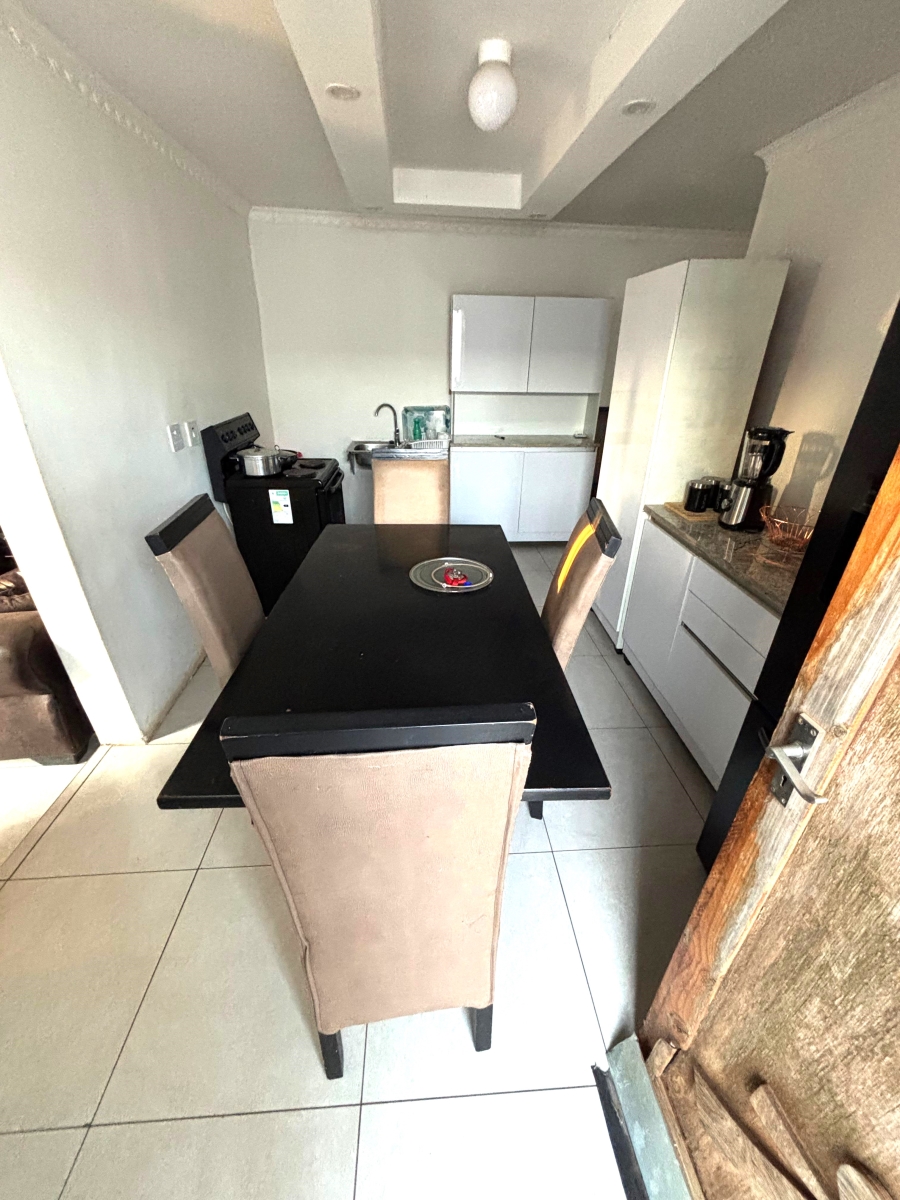 2 Bedroom Property for Sale in Rondebult Gauteng