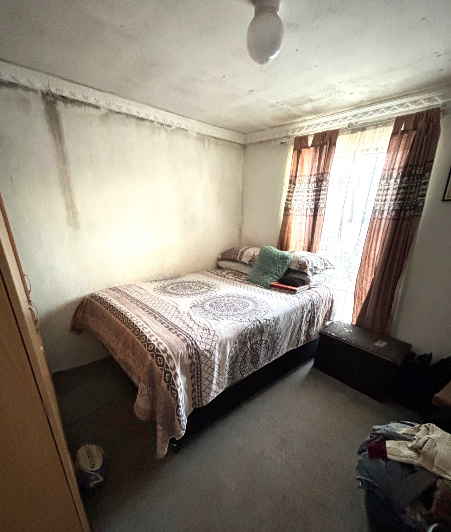 2 Bedroom Property for Sale in Rondebult Gauteng