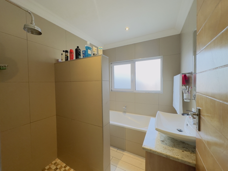 3 Bedroom Property for Sale in Sharon Park Gauteng