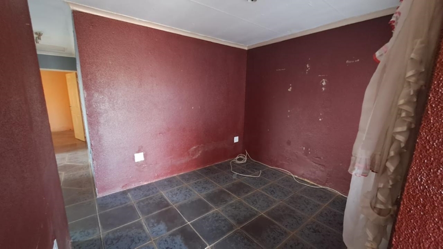3 Bedroom Property for Sale in Protea Glen Gauteng