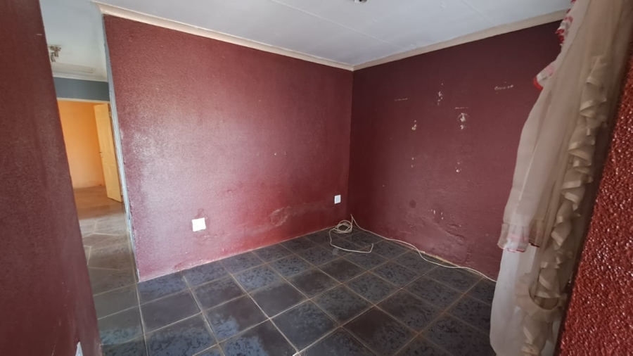 3 Bedroom Property for Sale in Protea Glen Gauteng