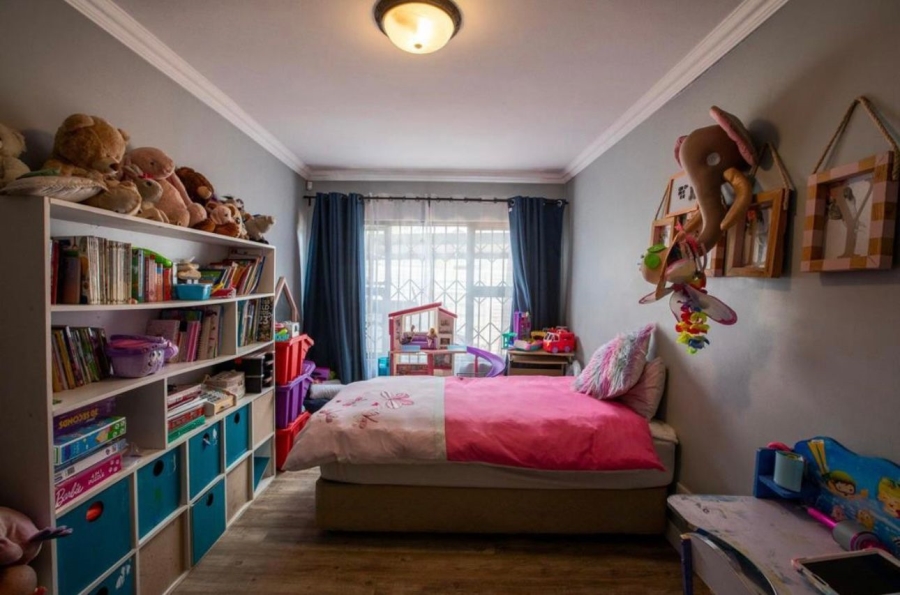 4 Bedroom Property for Sale in Verwoerdpark Gauteng