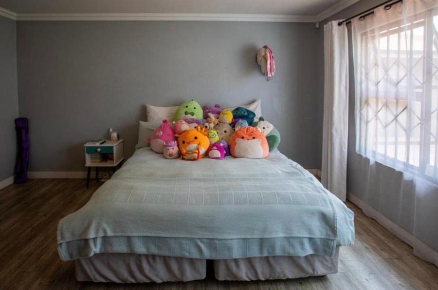 4 Bedroom Property for Sale in Verwoerdpark Gauteng