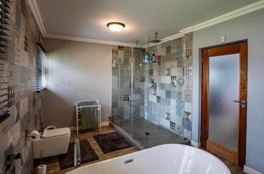 4 Bedroom Property for Sale in Verwoerdpark Gauteng