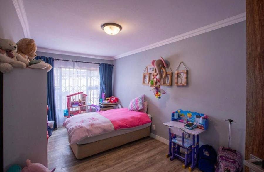 4 Bedroom Property for Sale in Verwoerdpark Gauteng