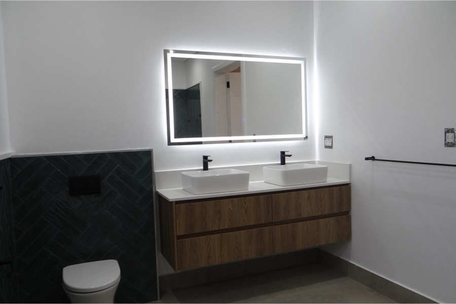 5 Bedroom Property for Sale in Midstream Heights Gauteng