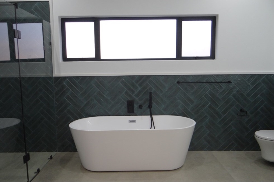 5 Bedroom Property for Sale in Midstream Heights Gauteng