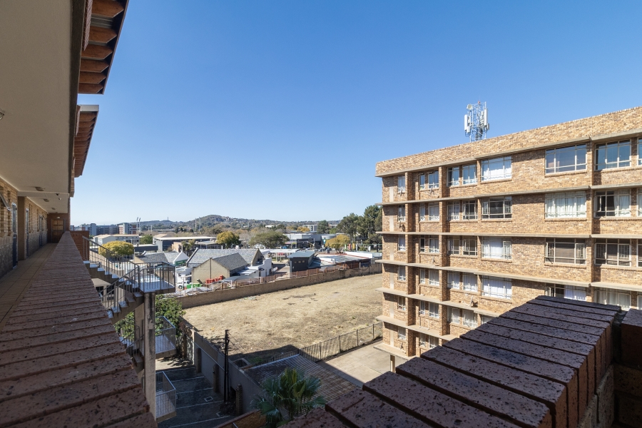 1 Bedroom Property for Sale in Hatfield Gauteng