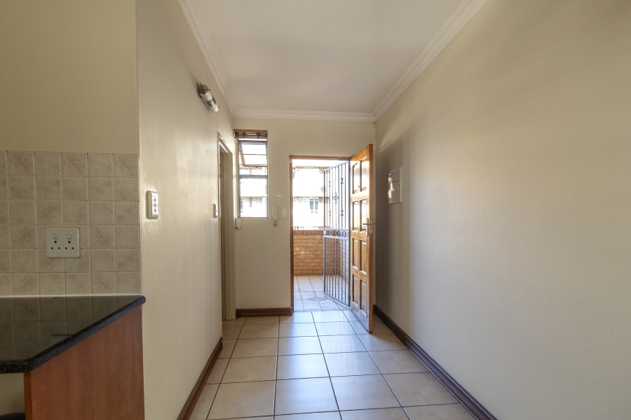 1 Bedroom Property for Sale in Hatfield Gauteng